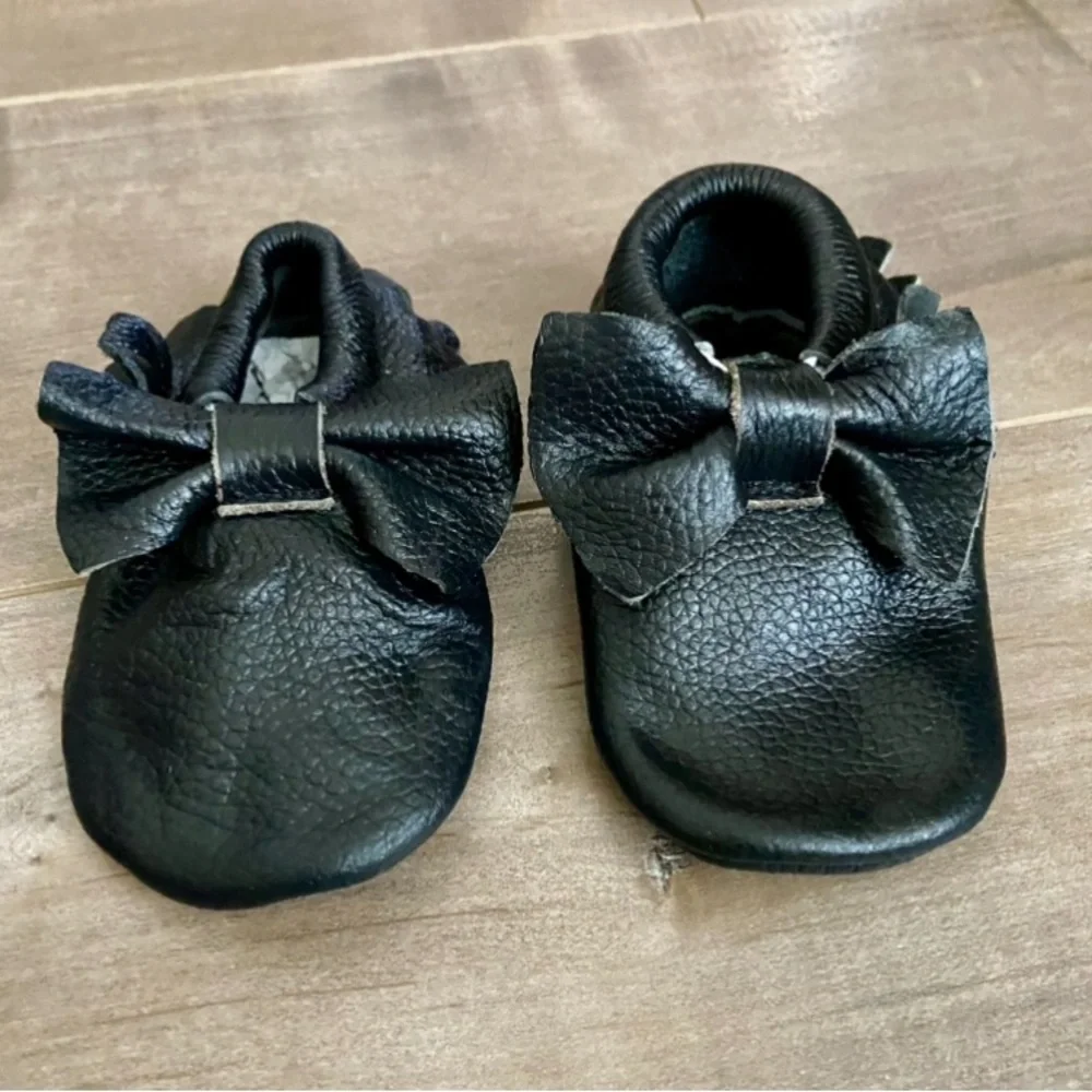 Leather Baby Moccasins with Tassels Crib Toddler Shoes in Black